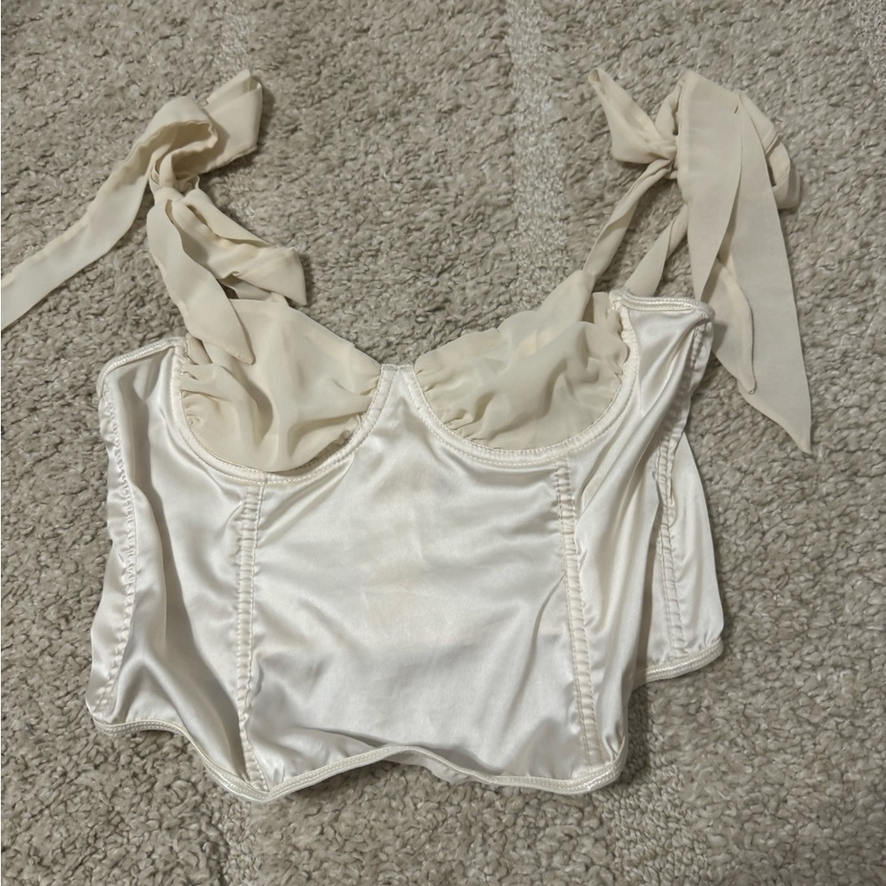 Nasty Gal Size 8, white halter top! Super cute for a night out!